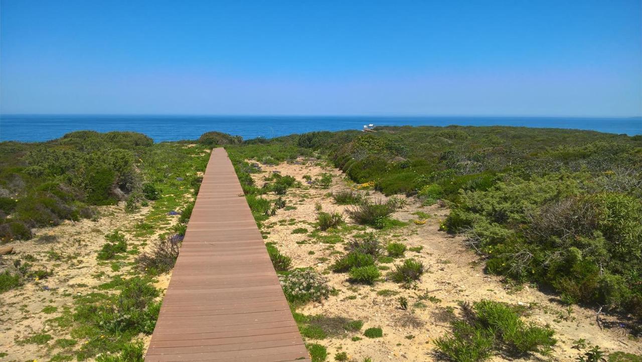 منزل الضيف ألخيزور  في Monte Da Sapaleira المظهر الخارجي الصورة